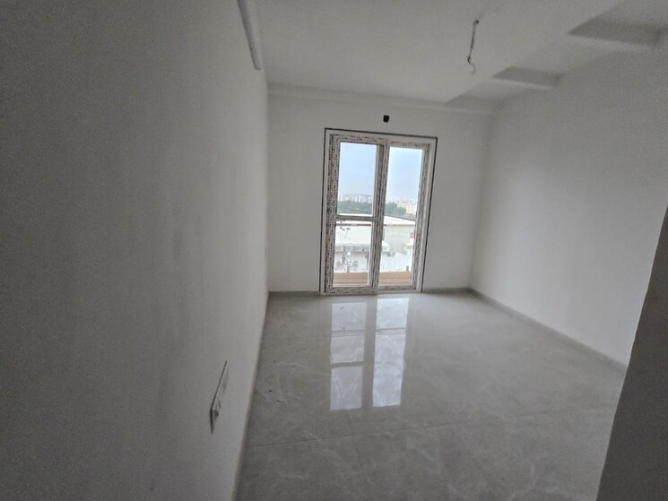 Room, sama savli road 4 Bedroom 1800 Sq.Ft. Apartment In Sama Savli Road Vadodara 9084801