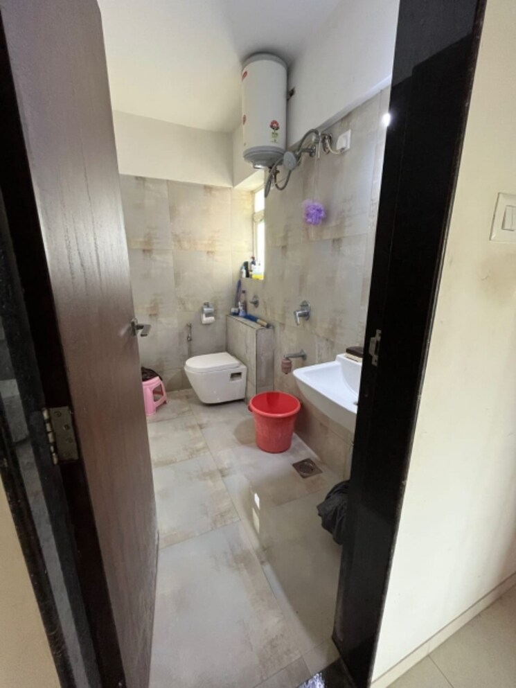 Bathroom, puranik-abitante 2 Bedroom 1120 Sq.Ft. Apartment In Bavdhan Pune 9084821