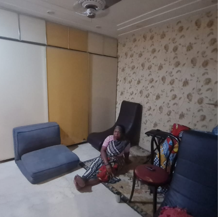 Living Room, greater kailash i 4 Bedroom 300 Sq.Yd. Builder Floor In Greater Kailash I Delhi 9083766