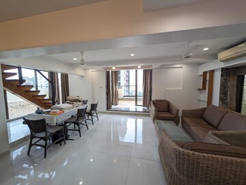 3 BHK Apartment For Rent in Shivalay CHS Dadar, Dadar West