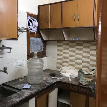 Kitchen in 2 BHK Builder Floor at Lajpat Nagar I – for Rent