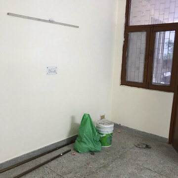 Room in 2 BHK Builder Floor at Lajpat Nagar I – for Rent