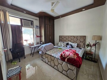 Bedroom in 2 BHK Builder Floor at Ansal Sushant Lok I, Sector 43 – for Rent