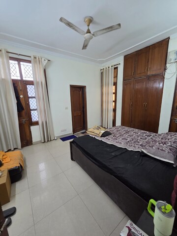Bedroom in 2 BHK Builder Floor at Ansal Sushant Lok I, Sector 43 – for Rent