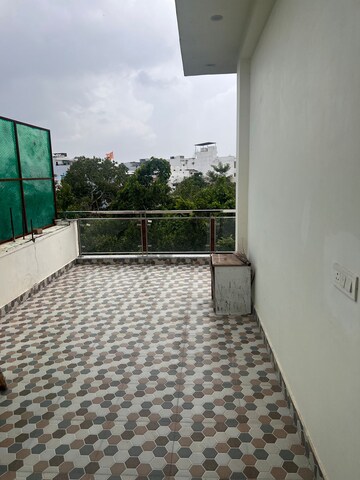 2 BHK Builder Floor For Rent in Ansal Sushant Lok I, Sector 43