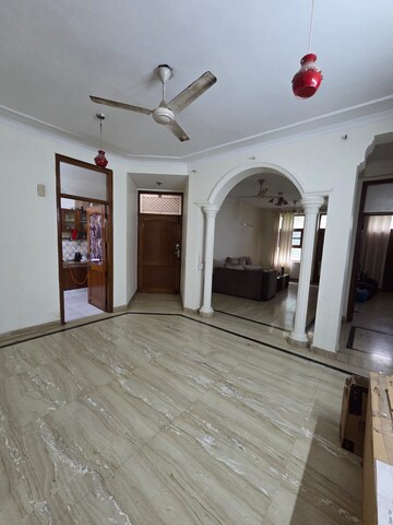 Building Lobby in 3 BHK Independent House at Ansal Sushant Lok I, Sector 43 – for Rent