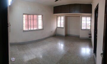 Room in 3 BHK Apartment at Taratala – for Rent