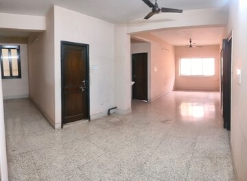  3 BHK Apartment at Taratala – for Rent