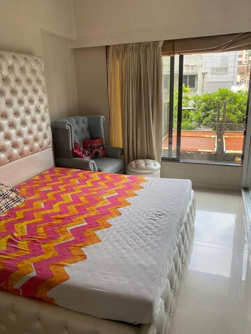 Bedroom in 2 BHK Apartment at Kamala Nav Natraj, Santacruz West – for Rent