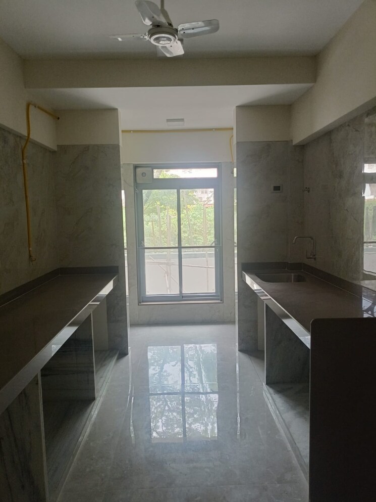 Kitchen, paradigm-artteza 4 Bedroom 1350 Sq.Ft. Apartment In Santacruz West Mumbai 9084927