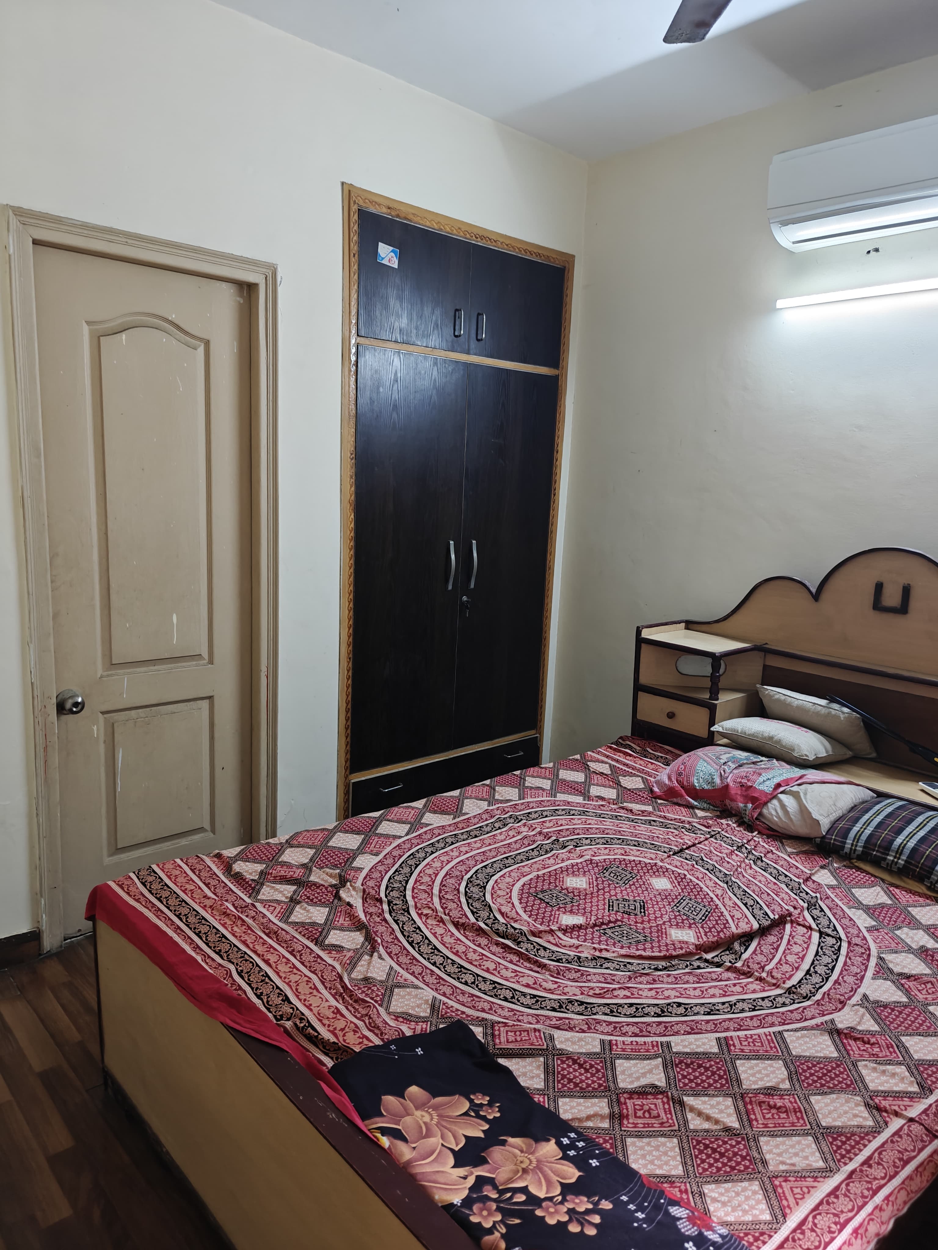 2 BHK Apartment For Rent in Paras Tierea