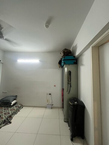 Bathroom in 2 BHK Apartment at Amanora Gold Towers, Hadapsar – for Rent
