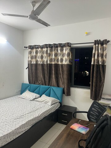 Bedroom in 2 BHK Apartment at Amanora Gold Towers, Hadapsar – for Rent