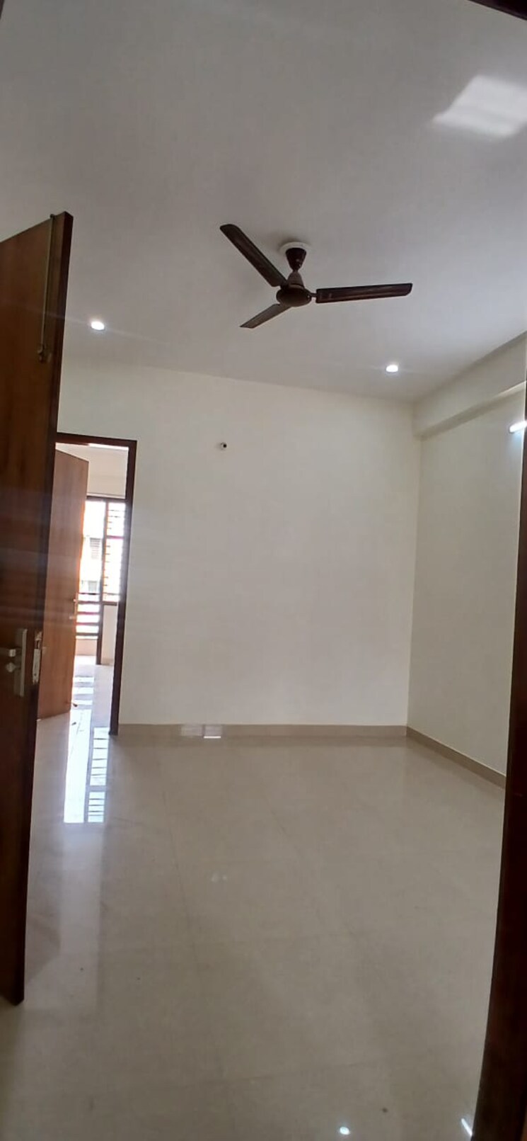 Room, sector 51 2 Bedroom 1250 Sq.Ft. Builder Floor In Sector 51 Gurgaon 9084997