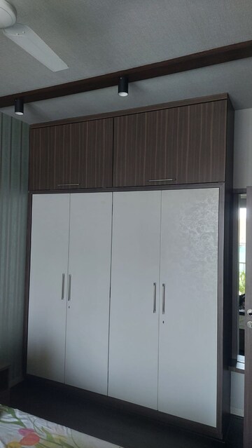 Furnished Amenities in 3 BHK Apartment at S B Trevedia Vuepoint, Prabhadevi – for Rent
