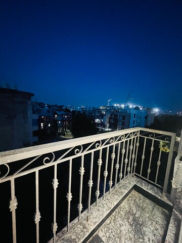 Balcony in 3 BHK Builder Floor at Sector 38 – for Rent