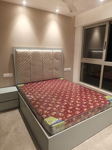 Bedroom in 2 BHK Apartment at Kanakia Silicon Valley, Powai – for Rent