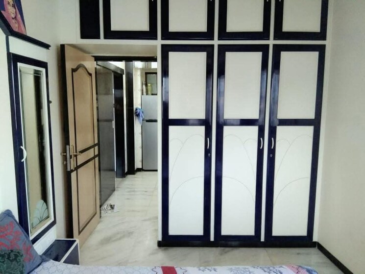 Room, andheri west 2 Bedroom 950 Sq.Ft. Apartment In Andheri West Mumbai 9085057