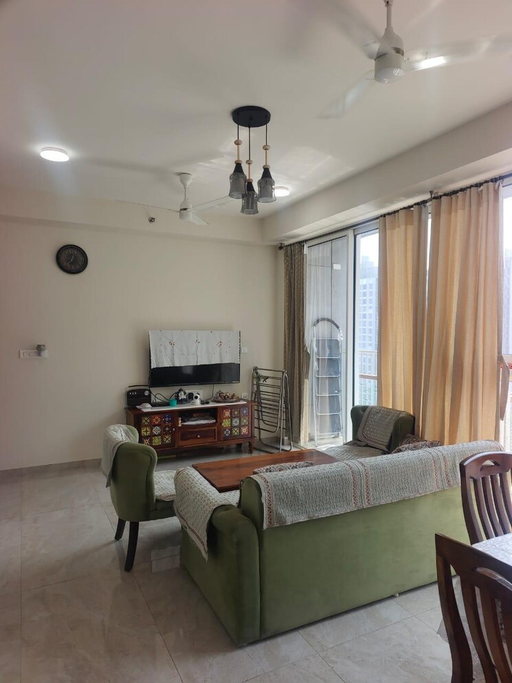Living Room, tata-serein 2 Bedroom 950 Sq.Ft. Apartment In Pokhran Road No Two Thane 9085099