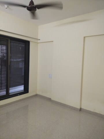 Room in 2 BHK Apartment at Bhoomi Midas, Kurla – for Rent
