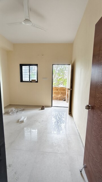 Room in 2.5 BHK Independent House at Chandan Nagar – for Rent