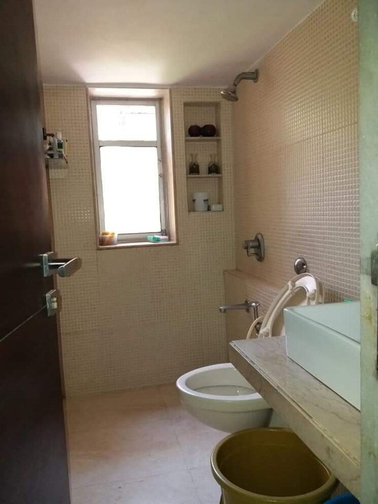 Bathroom, orchid-apartment-khar-west 2 Bedroom 750 Sq.Ft. Apartment In Khar West Mumbai 9085131