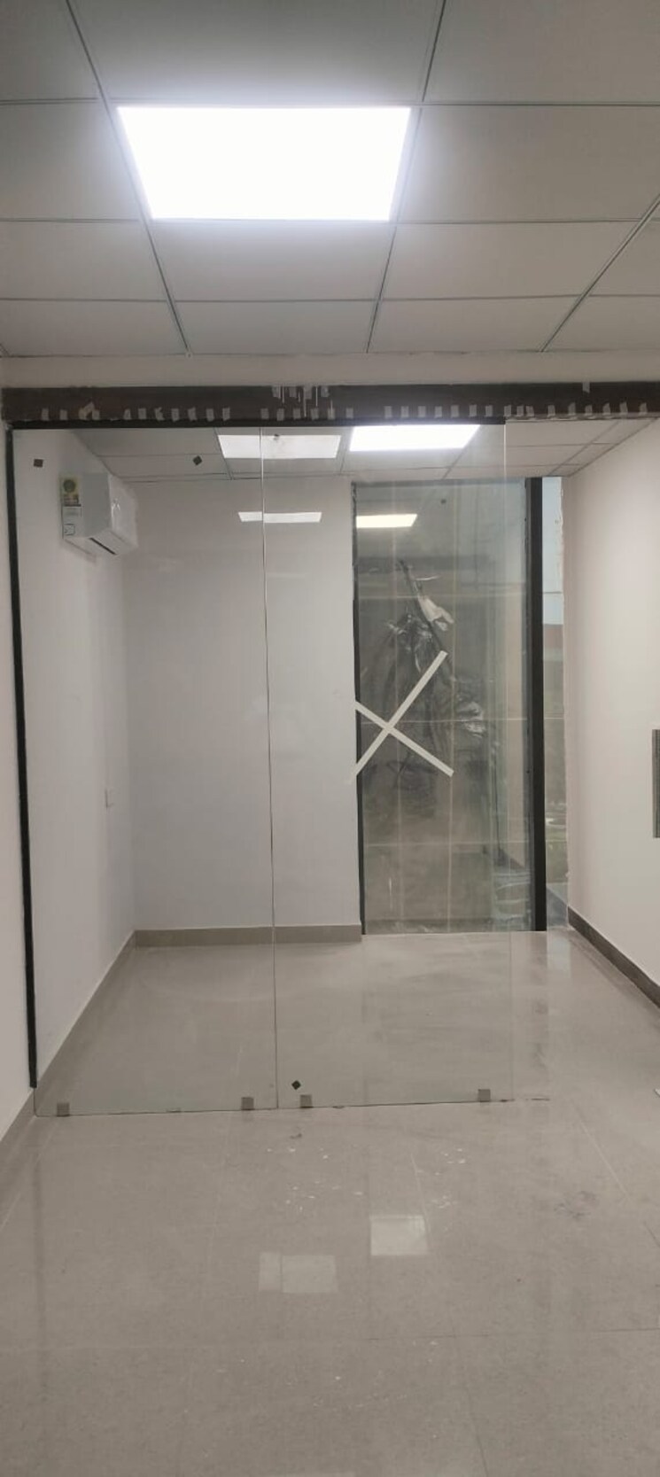 undefined, sector 63 Commercial Co Working Space 3004 Sq.Ft. In Sector 63 Noida 9085153