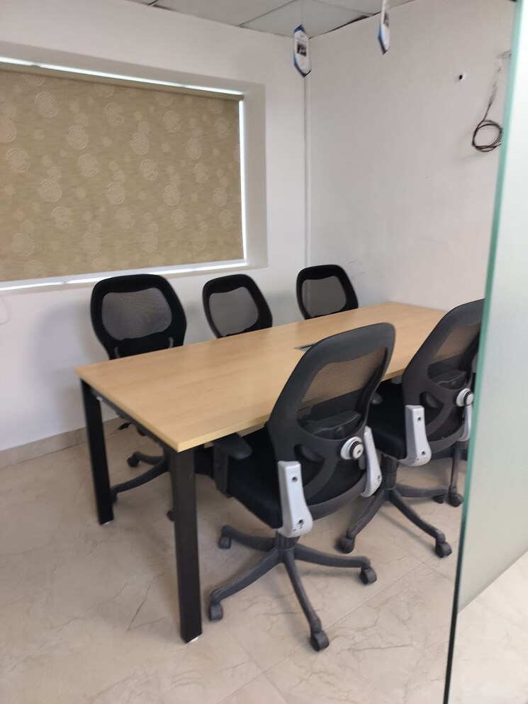 Team Area, sector 16 Commercial Office Space 1500 Sq.Ft. In Sector 16 Noida 9085178