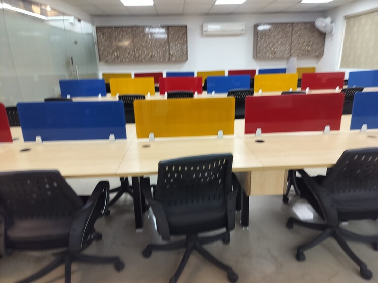 Team Area, sector 16 Commercial Office Space 1500 Sq.Ft. In Sector 16 Noida 9085178