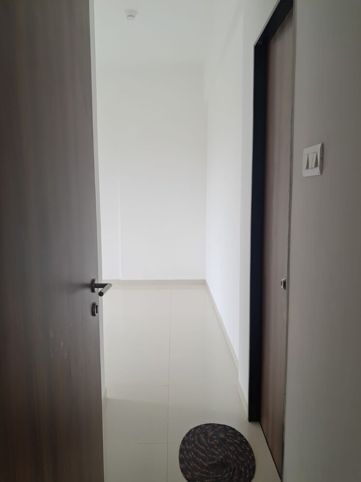 Bathroom, runwal-the-central-park 2 Bedroom 1050 Sq.Ft. Apartment In Chinchwad Pune 9085177