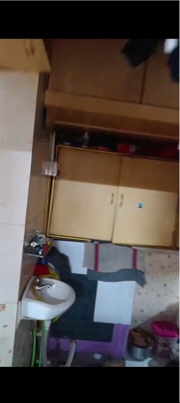 Furnished Amenities in Studio Apartment at Lower Parel West – for Rent