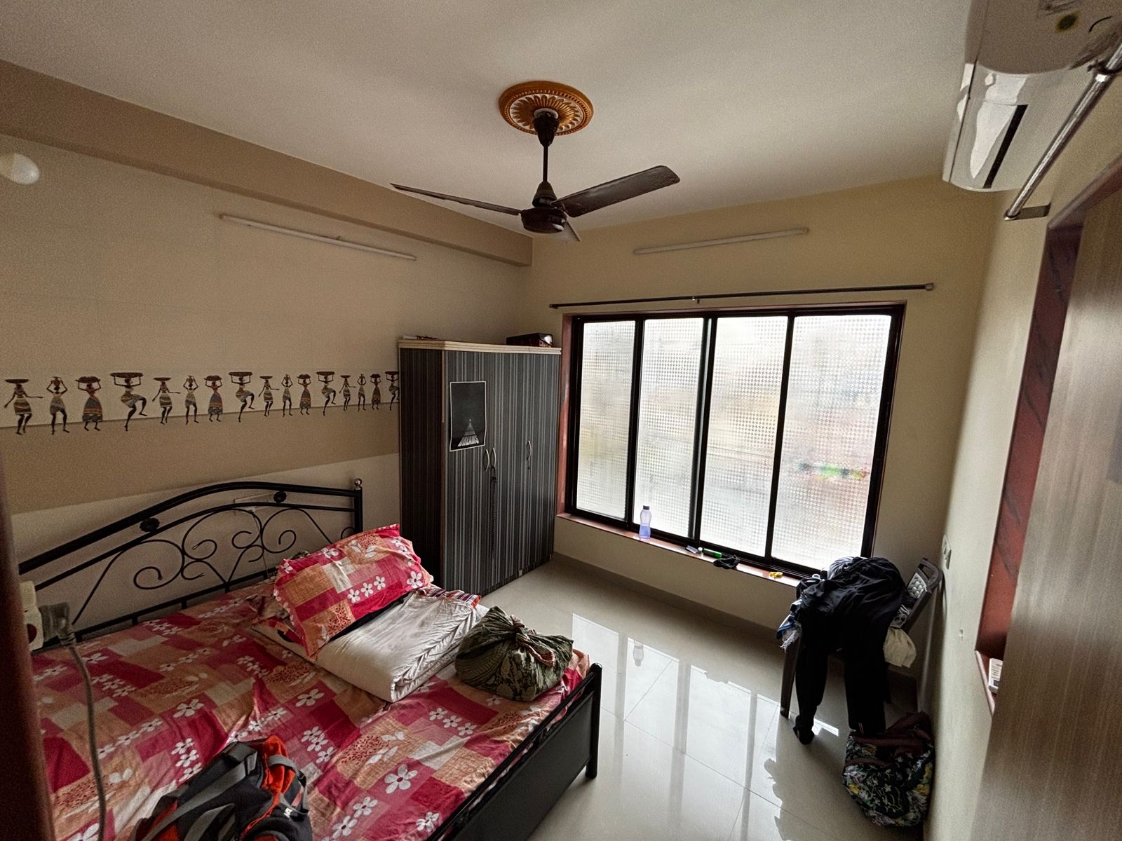 2 BHK + Pooja Room,Study Room Independent House For Rent in Gurukrupa CHS Kandivali