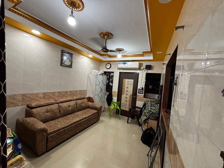 Living Room, gurukrupa-chs-kandivali 2 Bedroom 900 Sq.Ft. Independent House In Kandivali West Mumbai 9085205