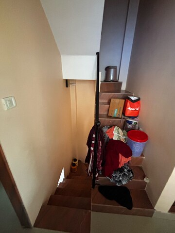 Furnished Amenities in 2 BHK Independent House at Gurukrupa CHS Kandivali, Kandivali West – for Rent