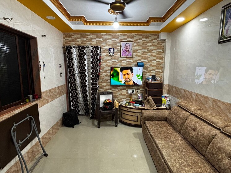 Living Room, gurukrupa-chs-kandivali 2 Bedroom 900 Sq.Ft. Independent House In Kandivali West Mumbai 9085205