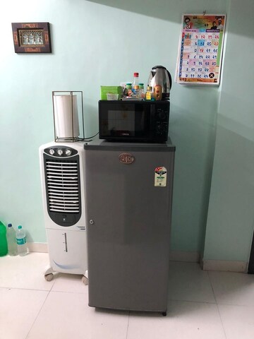 Furnished Amenities in 1 BHK Apartment at Gurukripa Apartment Worli, Worli – for Rent