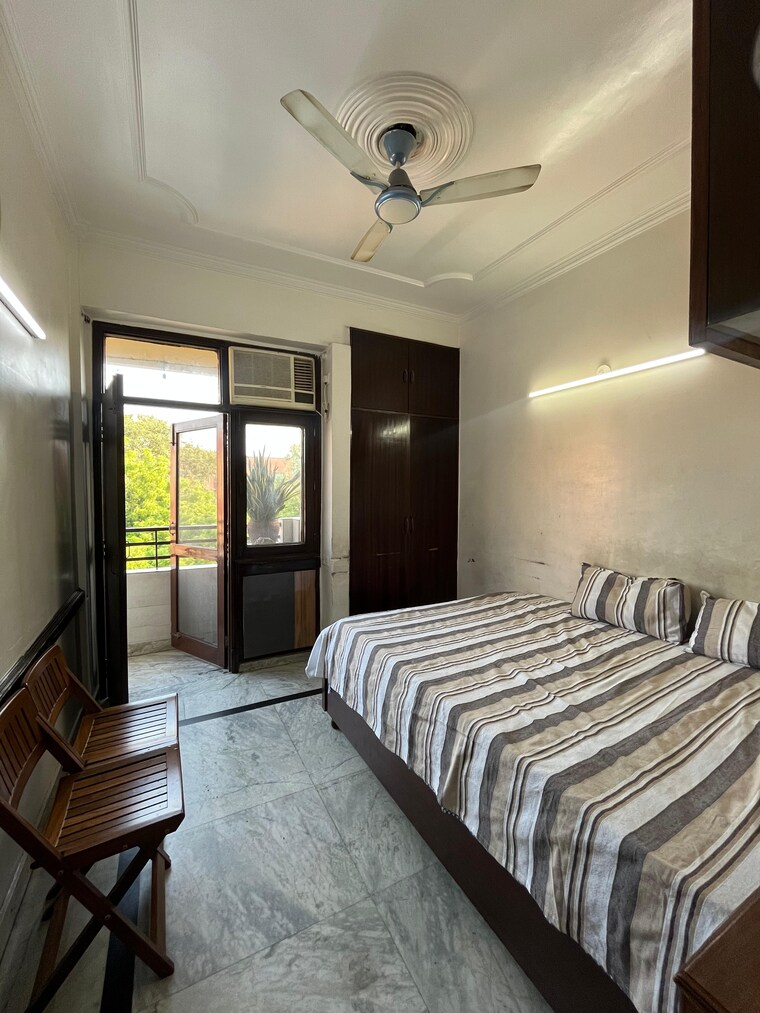 Bedroom, mayur vihar 1 2.5 Bedroom 850 Sq.Ft. Apartment In Mayur Vihar 1 Delhi 9085208
