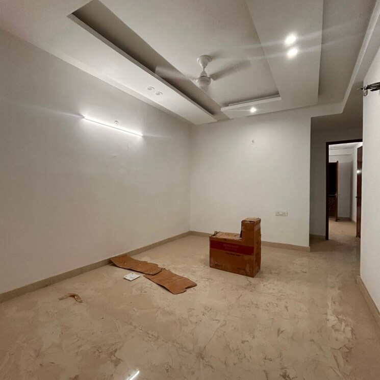 Room, chattarpur 1 Bedroom 55 Sq.Yd. Builder Floor In Chattarpur Delhi 9085216