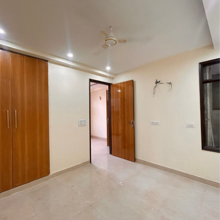 Room, chattarpur 1 Bedroom 55 Sq.Yd. Builder Floor In Chattarpur Delhi 9085216