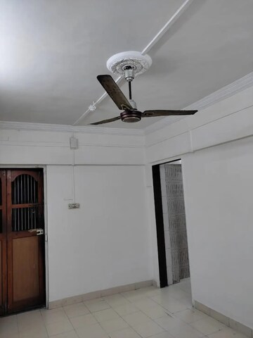 Furnished Amenities in 1 RK Apartment at Sai Shakti Nagar CHS, Dahisar East – for Rent