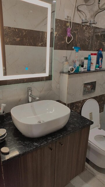 Bathroom in 4 BHK Builder Floor at Eros Rosewood City, Sector 49 – for Rent