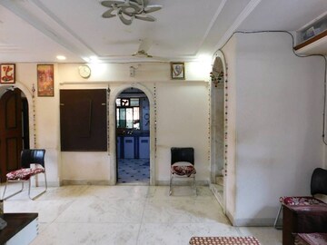 Living Room in 3 BHK Apartment at Sneha CHS Borivali, Borivali West – for Rent