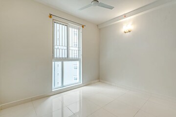 Room in 2 BHK Apartment at Brigade Cornerstone Utopia, Varthur – for Rent