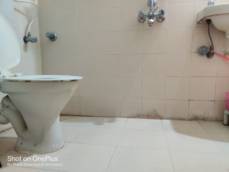 Bathroom, powai Pg For Boys In Powai 9085237