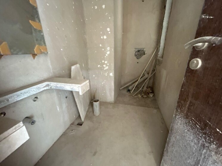 Bathroom, indiabulls-sky-forest 3 Bedroom 2121 Sq.Ft. Apartment In Lower Parel Mumbai 9085251