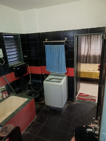 Team Area in 3 BHK Apartment at Saldanha Enclave, Borivali West – for Rent