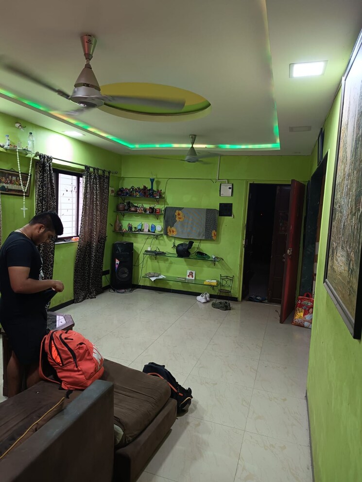  Parking, saldanha-enclave 3 Bedroom 900 Sq.Ft. Apartment In Borivali West Mumbai 9085258