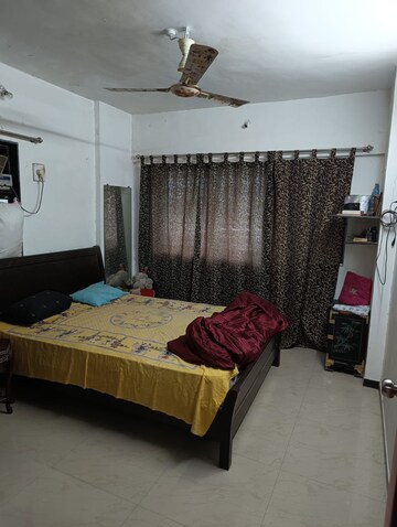 Bedroom in 3 BHK Apartment at Saldanha Enclave, Borivali West – for Rent