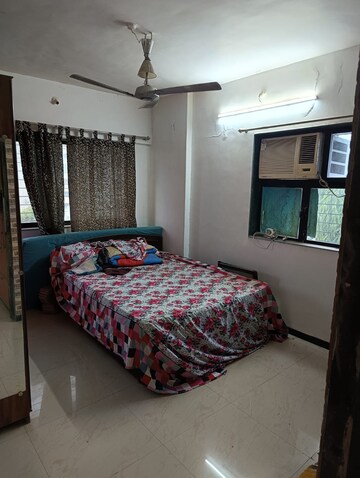 Bedroom in 3 BHK Apartment at Saldanha Enclave, Borivali West – for Rent