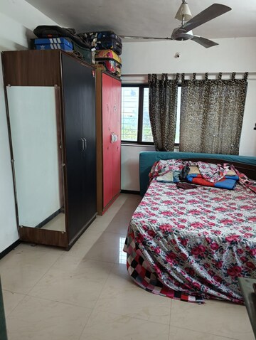 Bedroom in 3 BHK Apartment at Saldanha Enclave, Borivali West – for Rent
